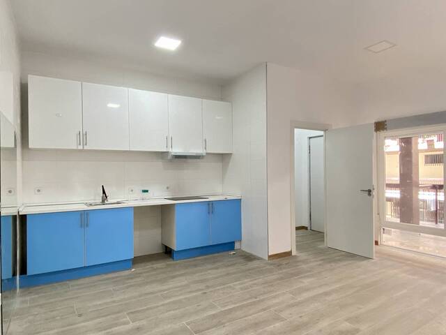 #235 - Piso para Venta en Madrid - Madrid - 2